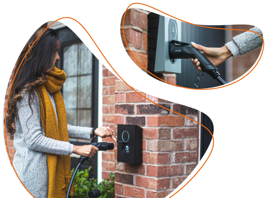 Installation d'une borne de recharge sur la façade d'une maison individuelle
